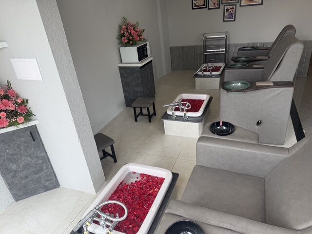 Ayyappa Nagar Salon Interior — Elegant beauty salon ambiance